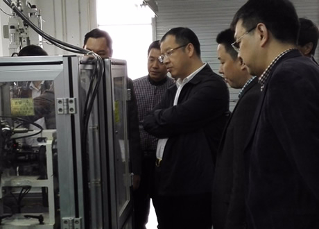 杨齐总裁到j9游戏丽江分公司调研